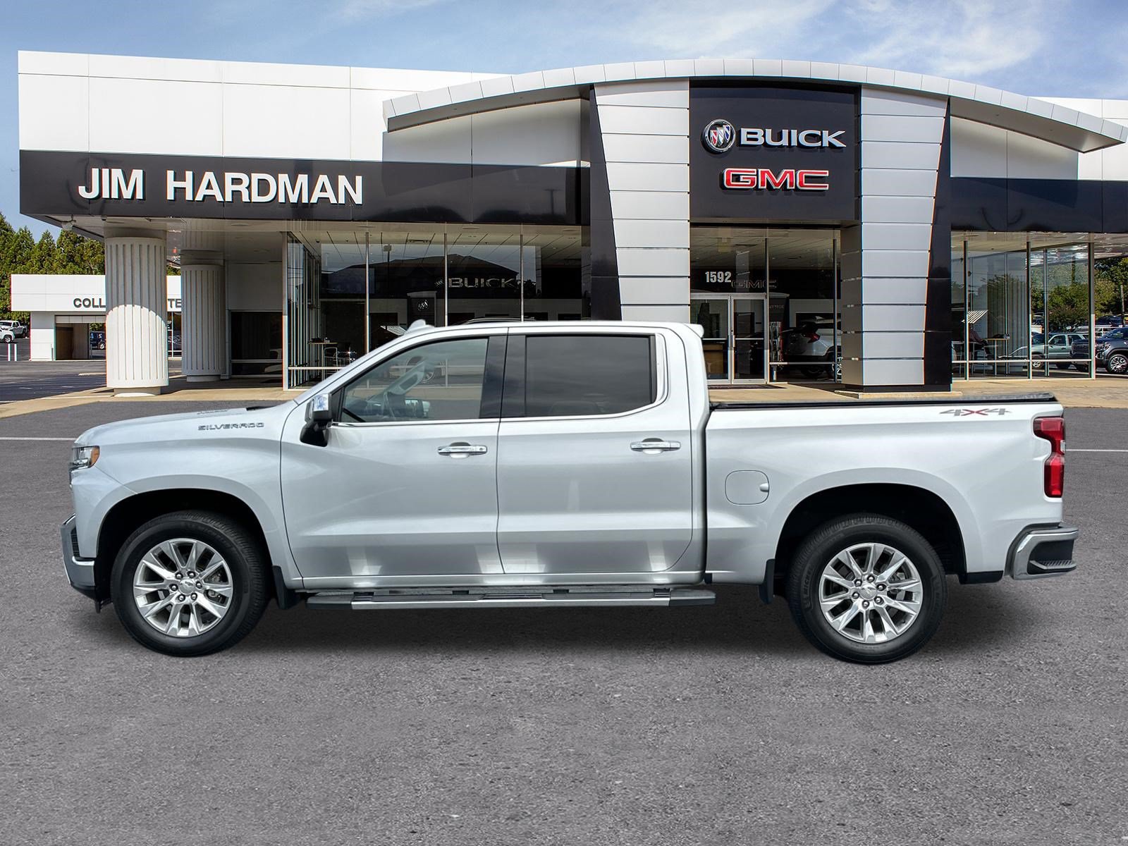 Used 2021 Chevrolet Silverado 1500 LTZ w/ LTZ Premium Package AWD/4WD image 4