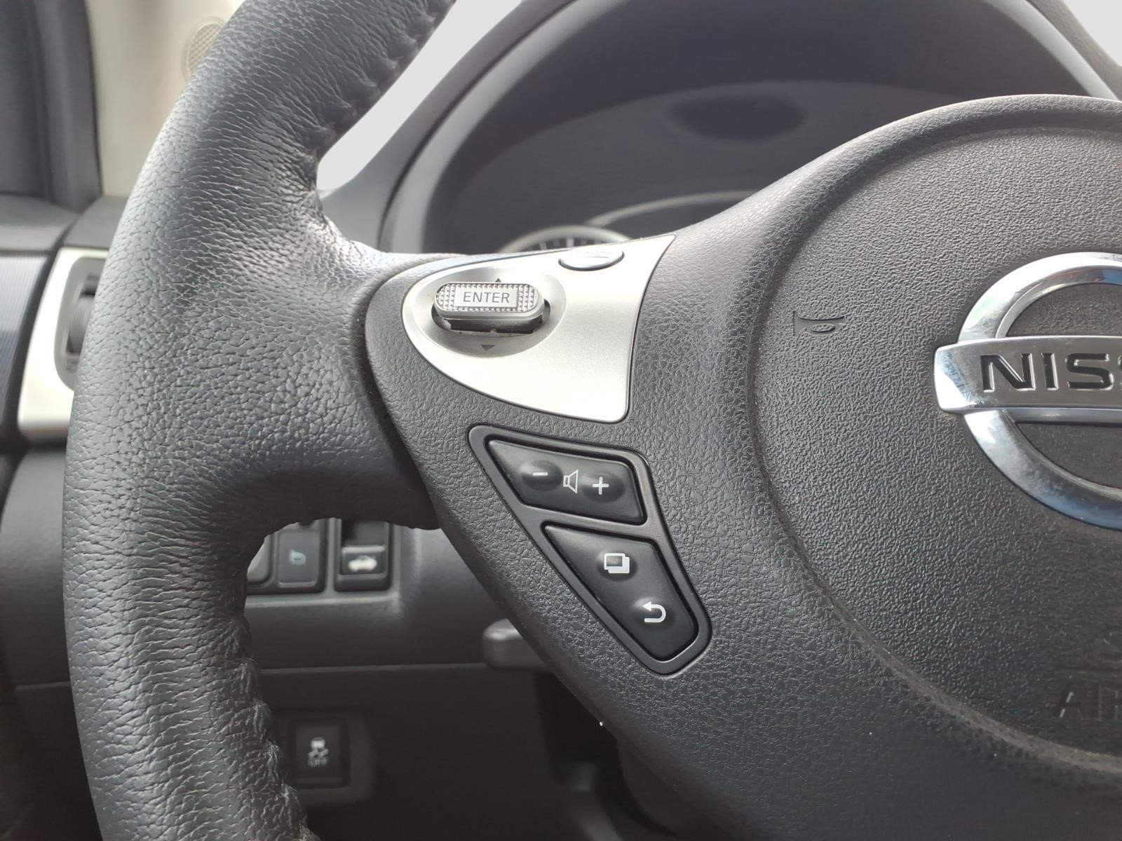 Used 2016 Nissan Sentra SR image 23