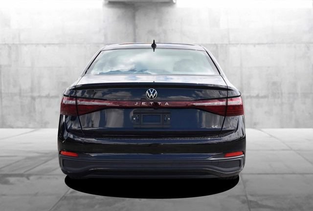 Certified 2025 Volkswagen Jetta SE w/ Sunroof Package FWD image 6