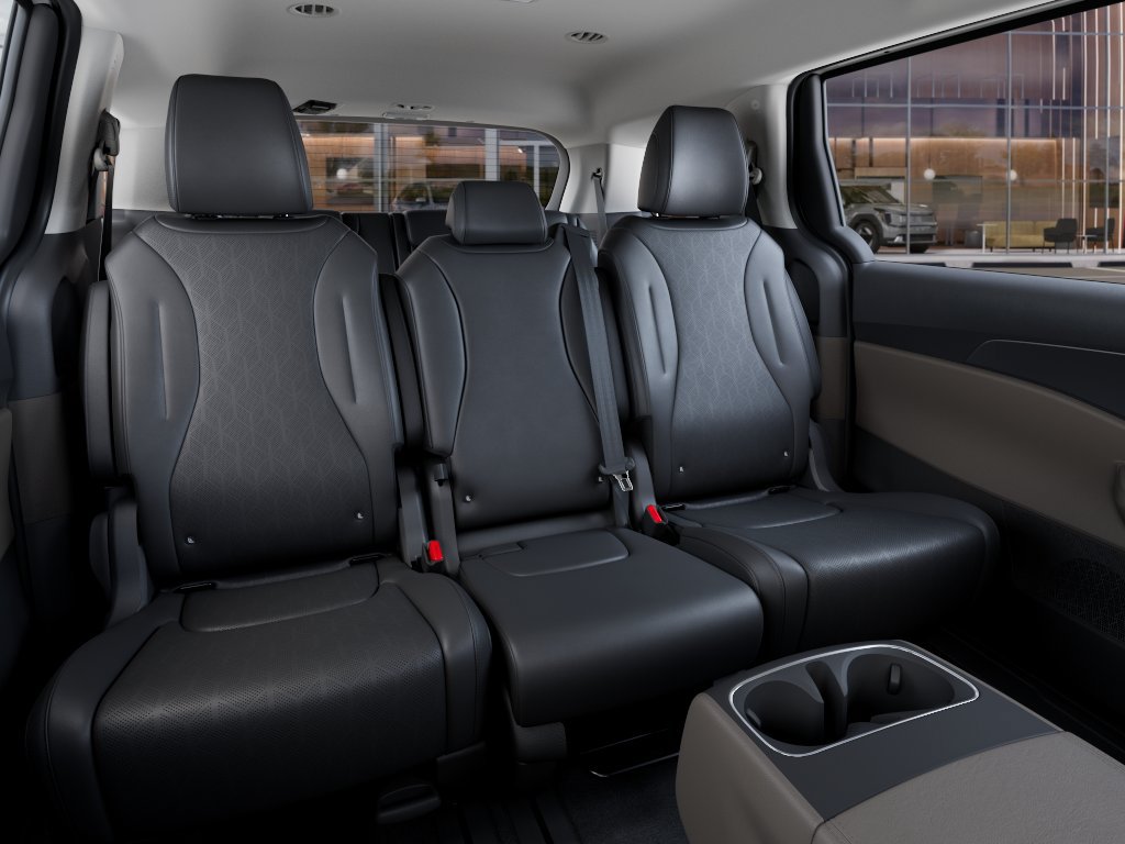 New 2026 Kia Carnival FWD image 16
