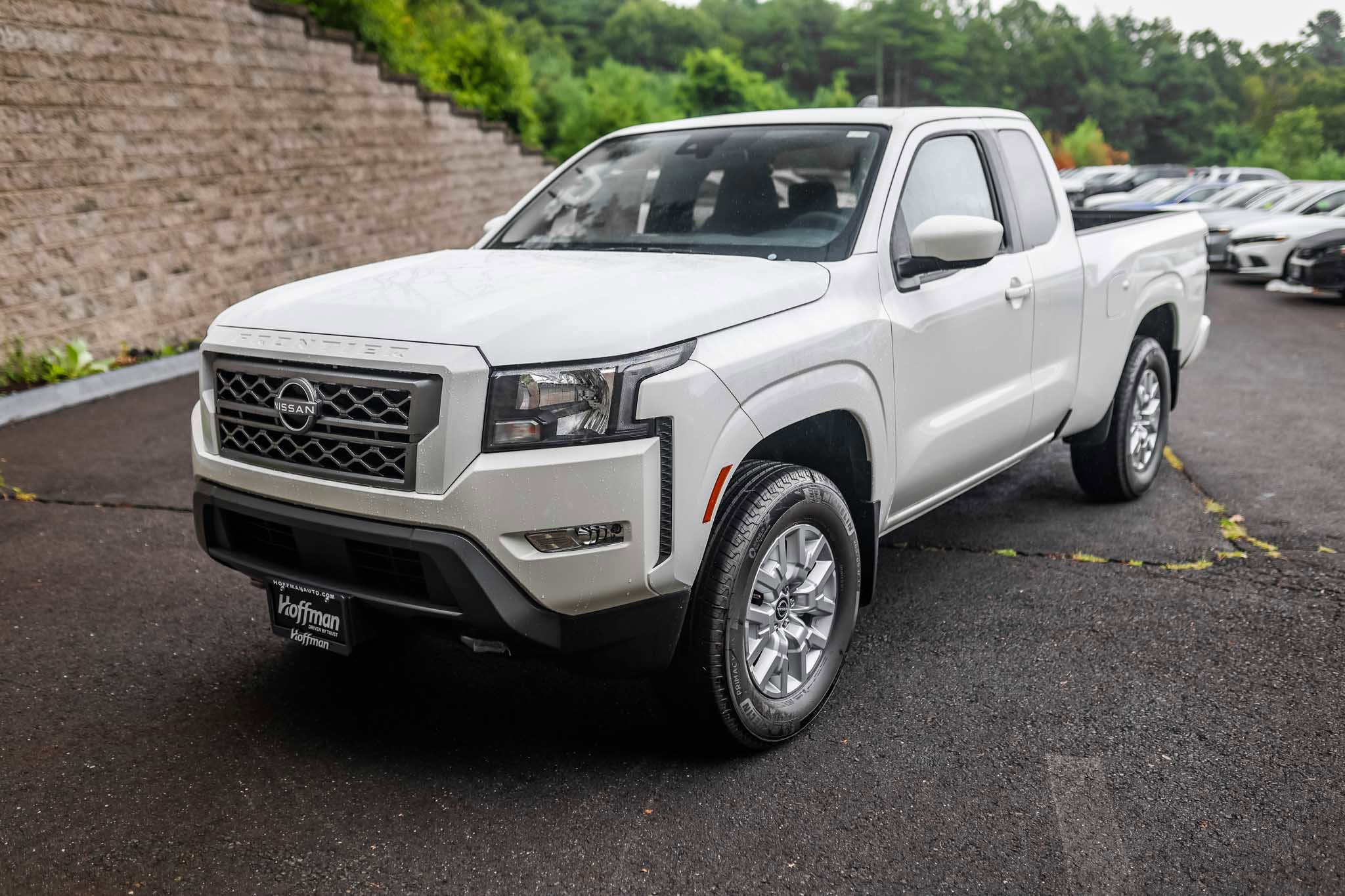 New 2024 Nissan Frontier SV w/ SV Convenience Package image 6