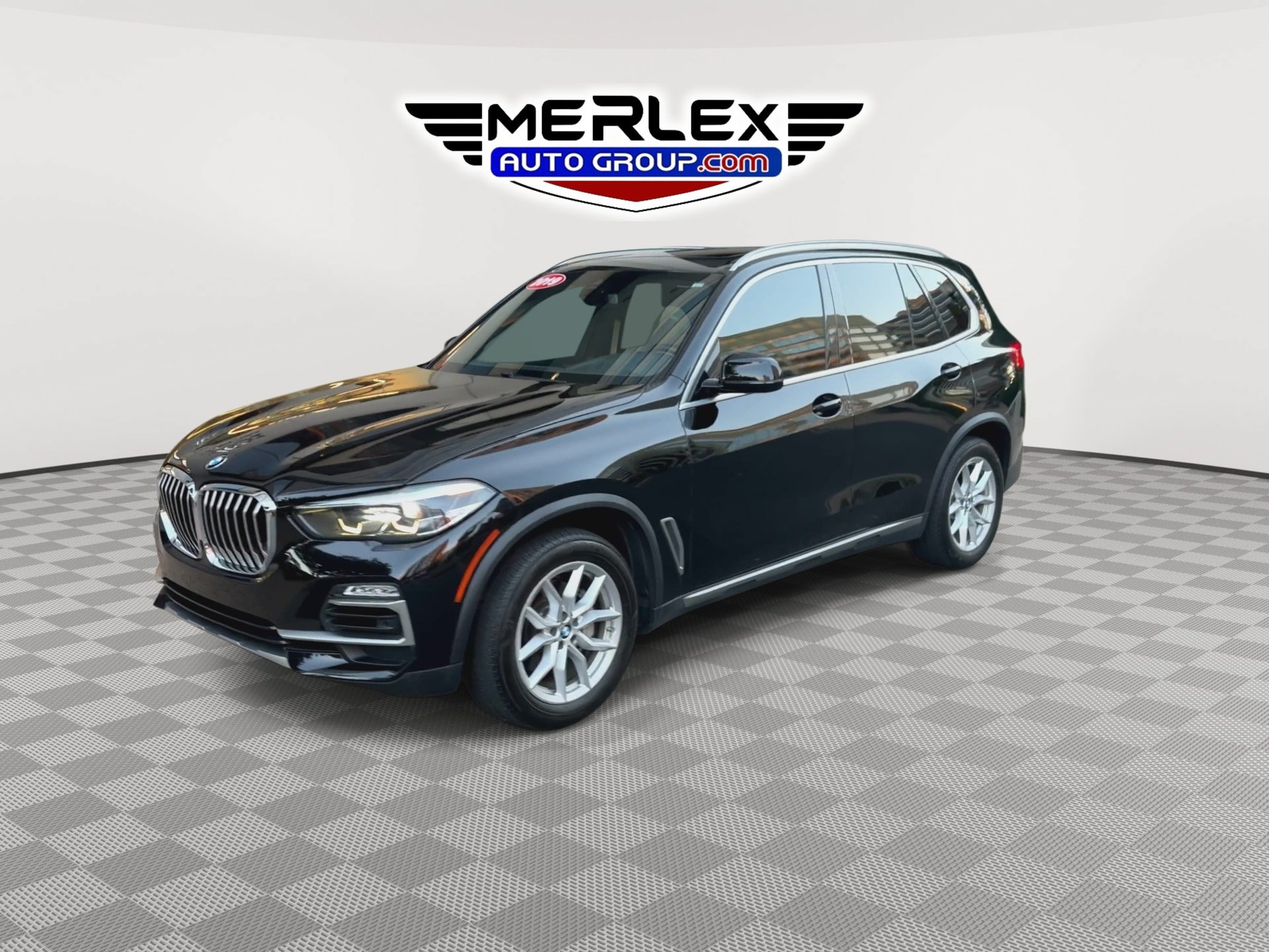 Used 2019 BMW X5 xDrive40i w/ Premium Package 2 AWD/4WD image 4