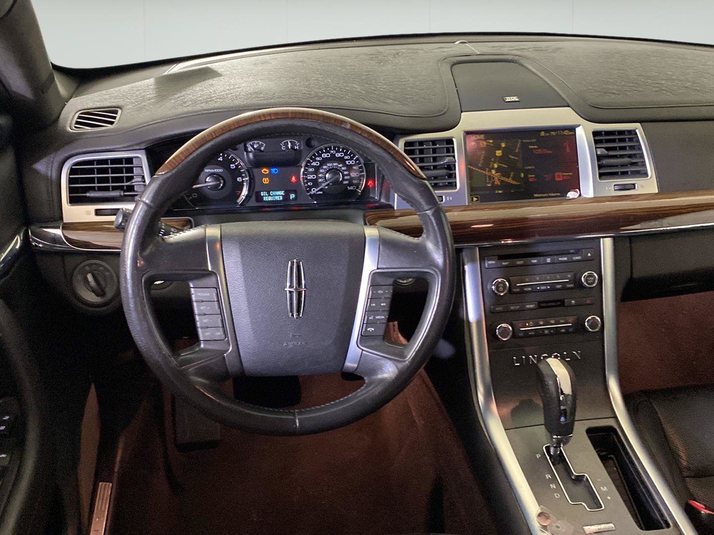 Used 2009 Lincoln MKS AWD image 31