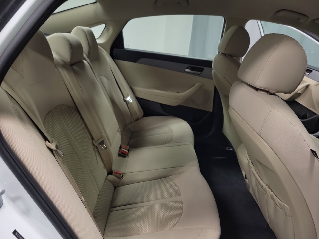 Used 2018 Hyundai Sonata SE FWD image 29