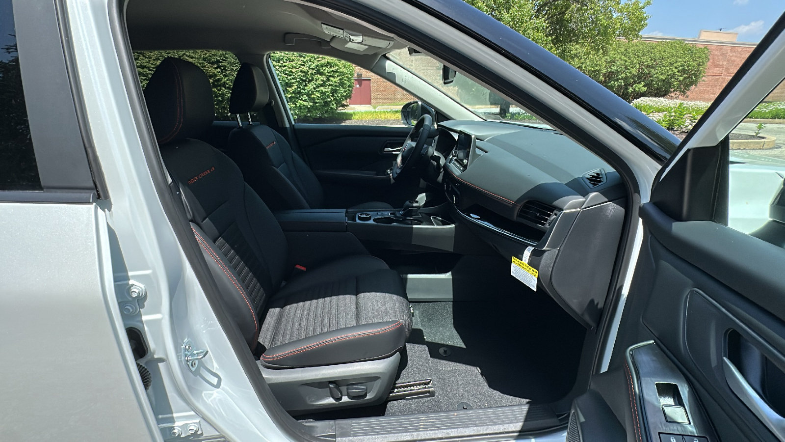 New 2026 Nissan Rogue SV AWD/4WD image 8