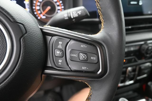 Used 2024 Jeep Gladiator Sport AWD/4WD image 19