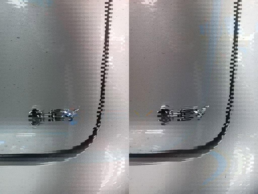 Used 2025 Toyota Prius Limited image 11