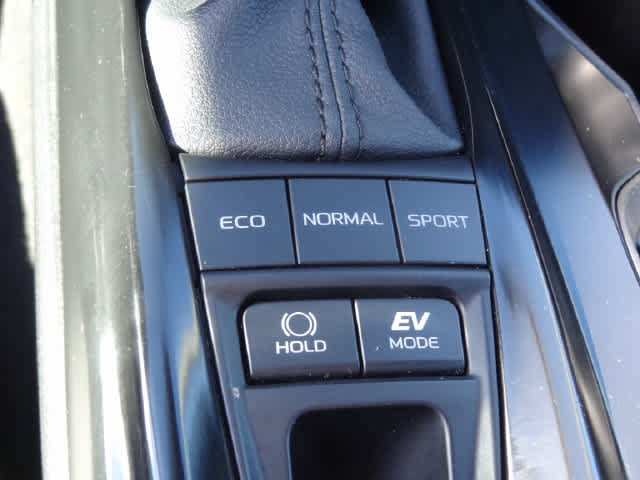 Used 2026 Toyota Camry LE AWD/4WD image 11