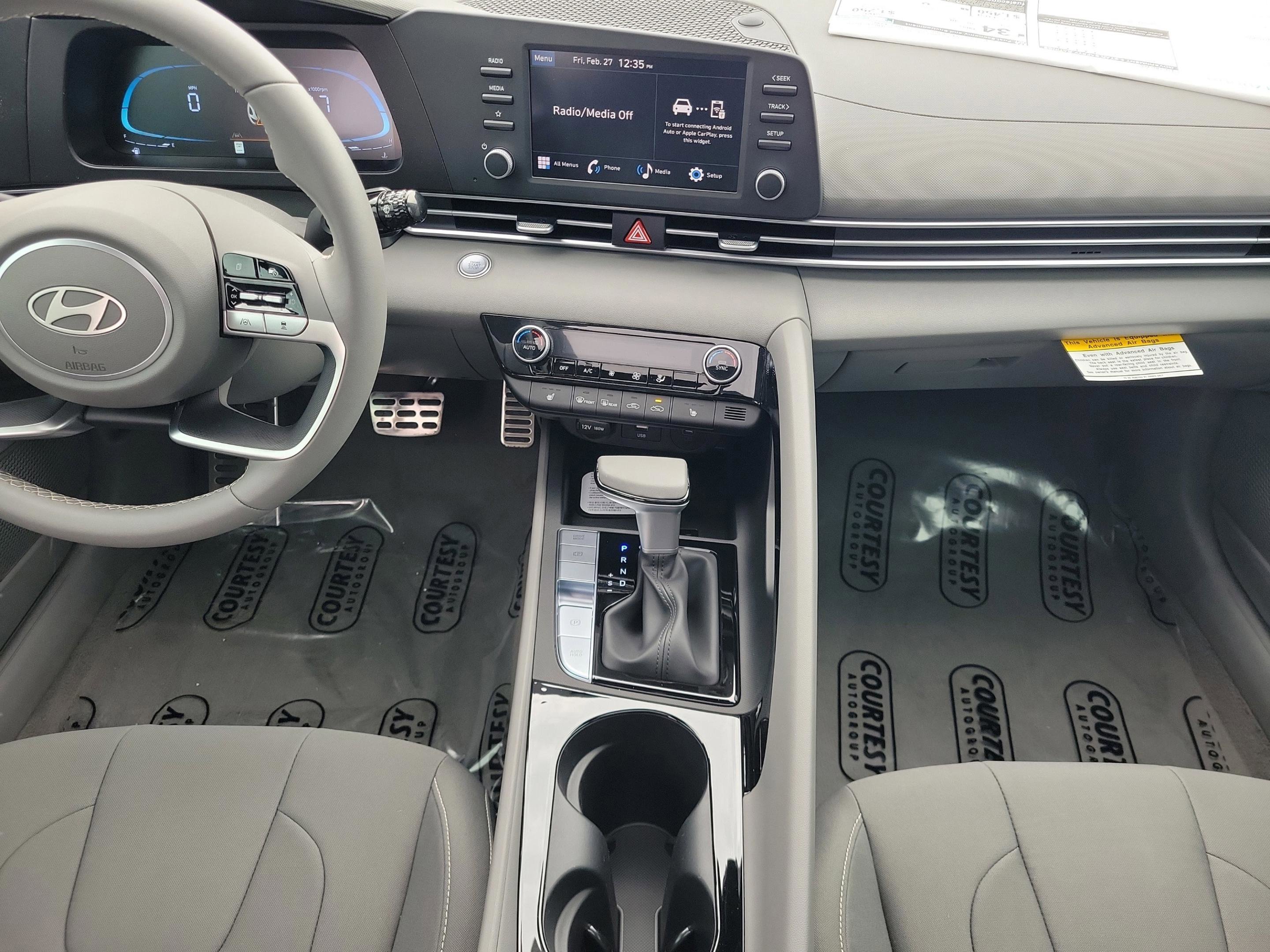 New 2026 Hyundai Elantra SEL Sport image 16