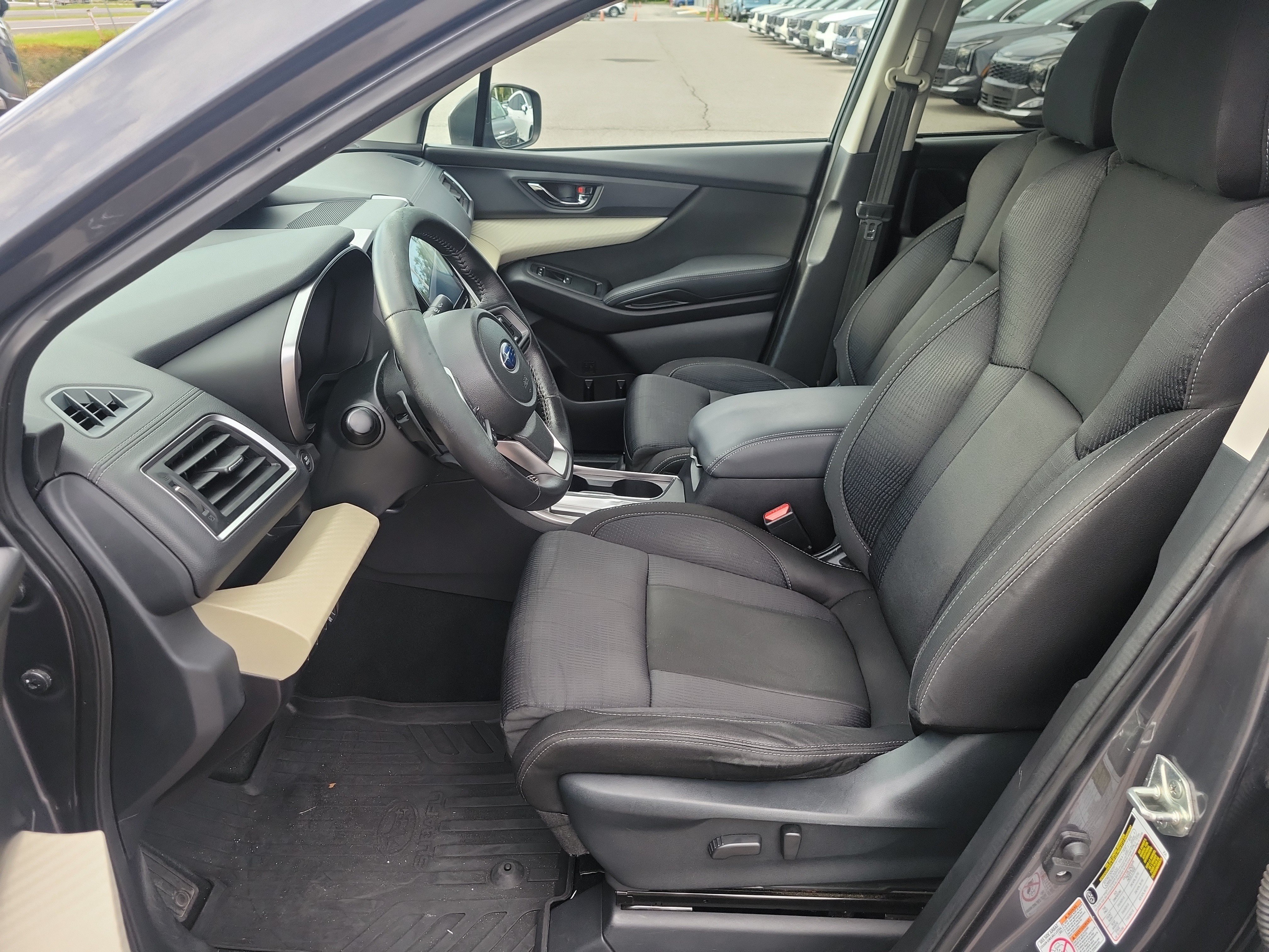 Used 2019 Subaru Ascent Premium AWD/4WD image 23