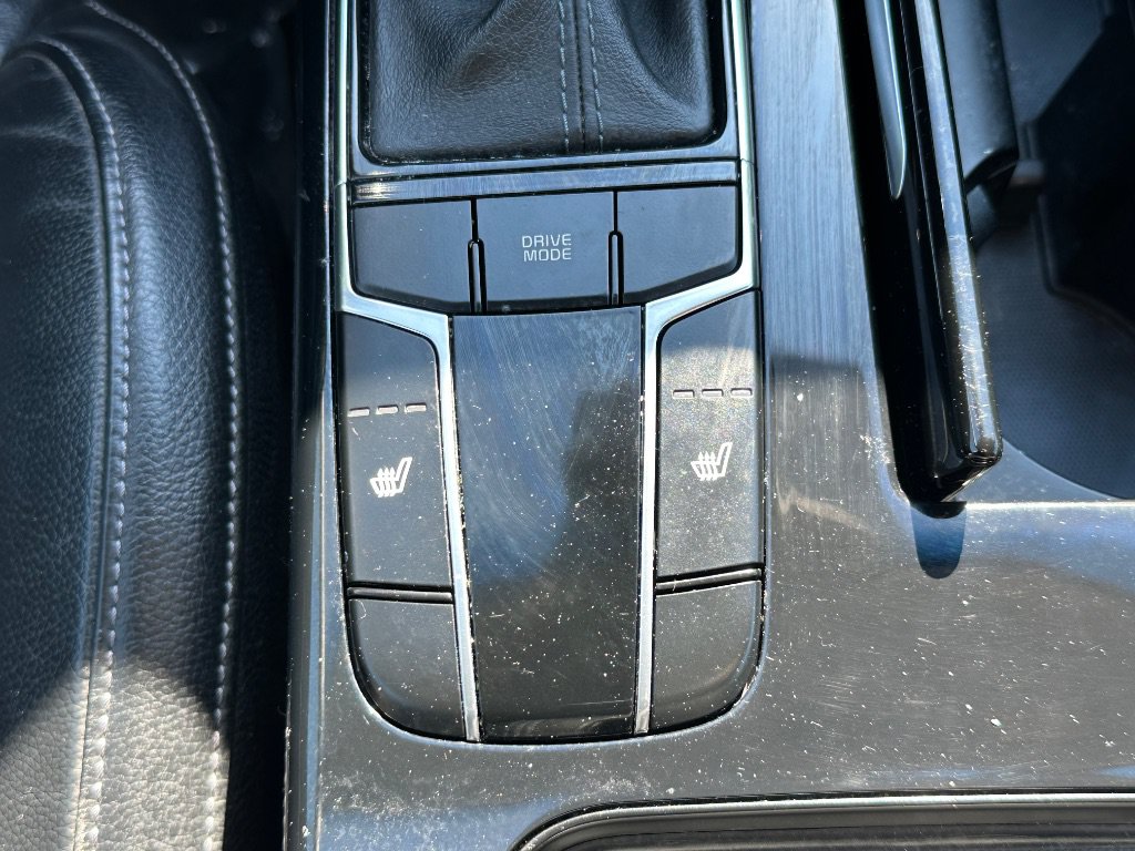 Used 2019 Kia Cadenza Premium FWD image 33