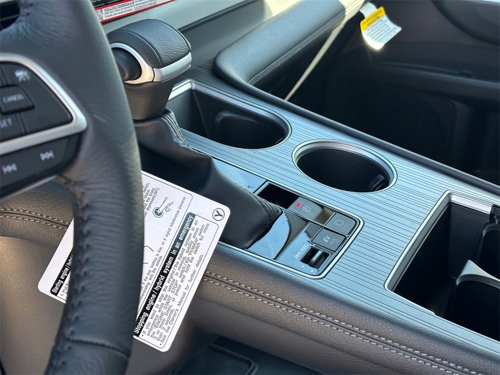 New 2026 Toyota Sienna XLE image 10