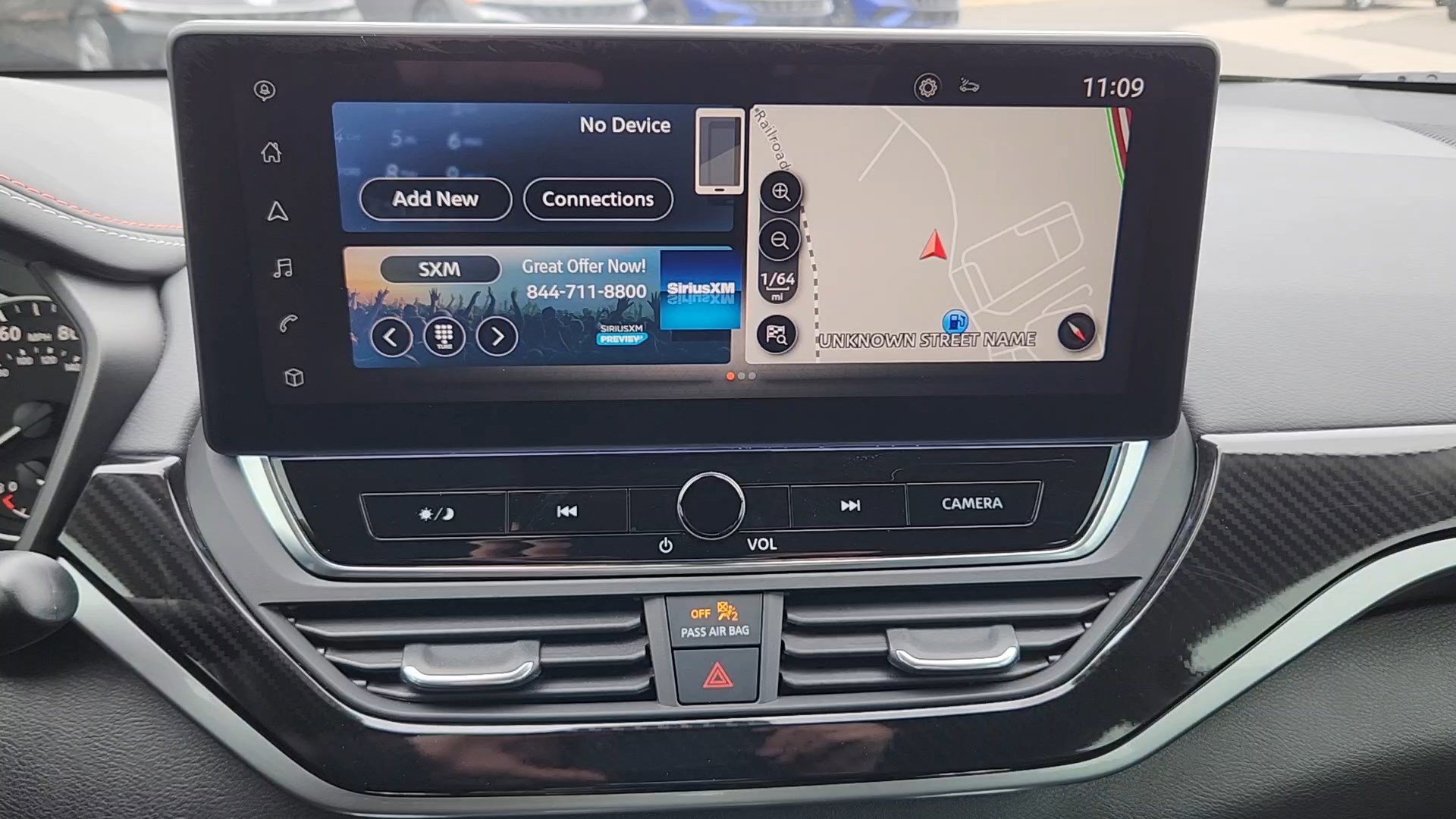 Used 2023 Nissan Altima 2.5 SR w/ SR Premium Package image 16