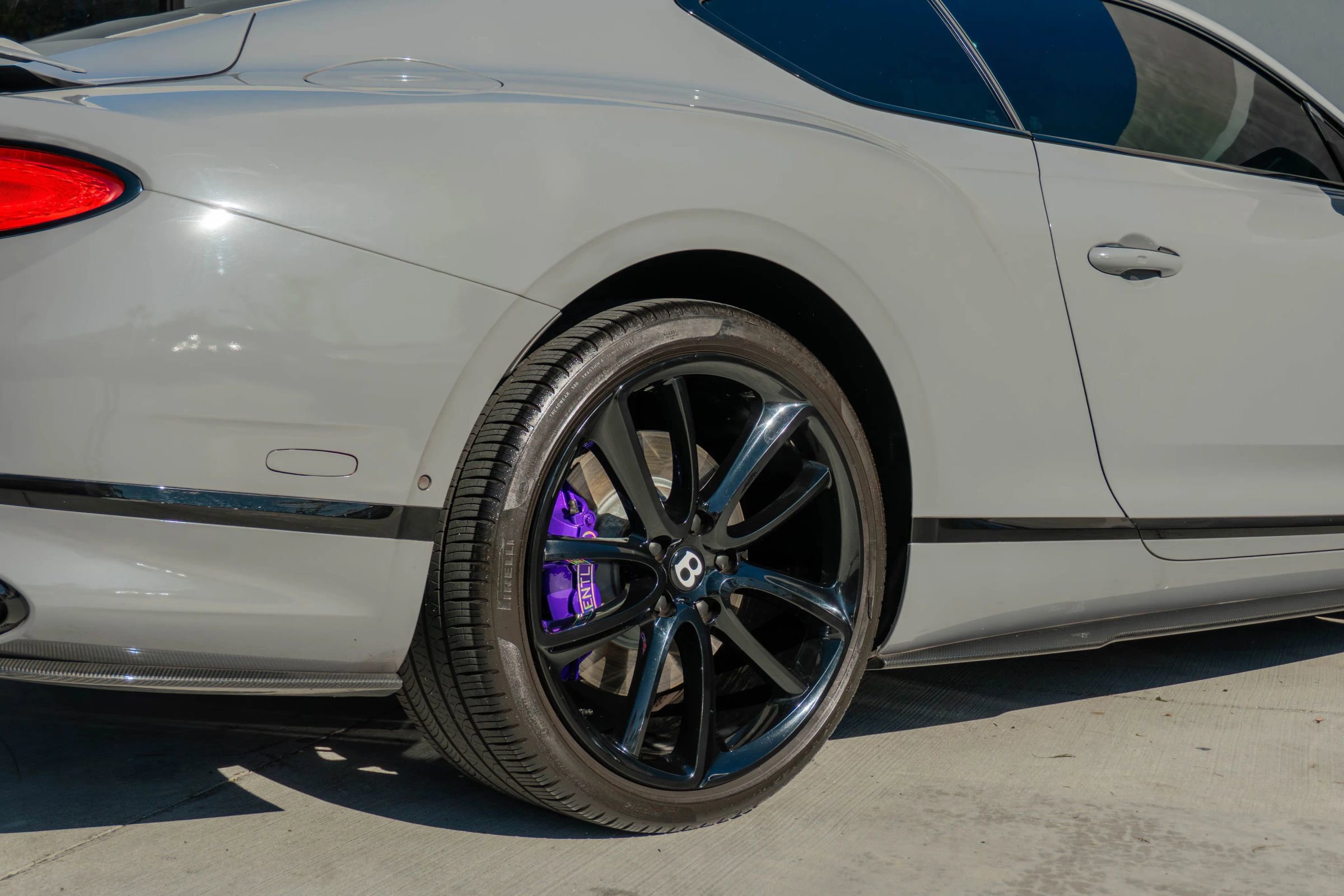 Used 2022 Bentley Continental GT image 46