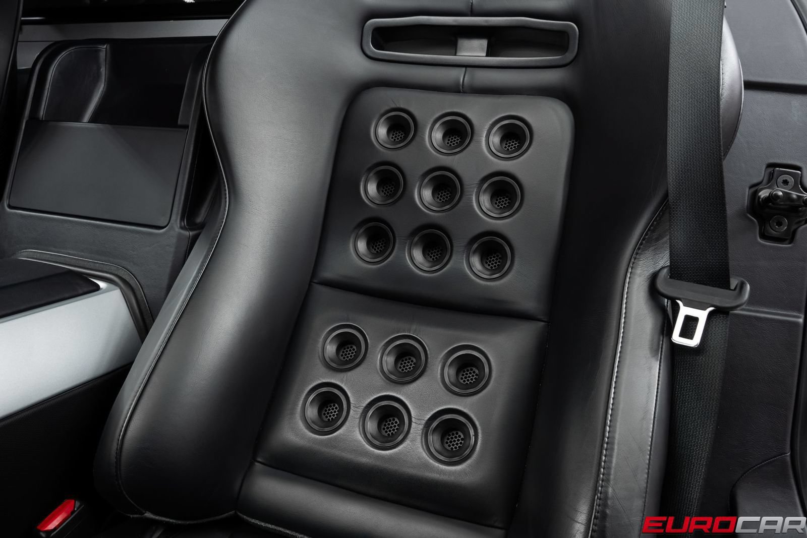 Used 2006 Ford GT RWD image 48