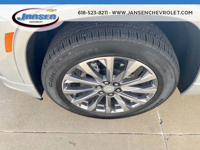 Used 2022 Chevrolet Traverse Premier FWD image 33