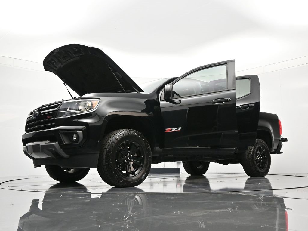 Certified 2021 Chevrolet Colorado Z71 w/ Z71 Midnight Edition image 49