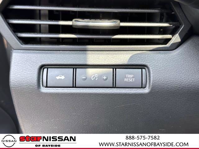 Certified 2021 Nissan Altima 2.5 SV FWD image 19