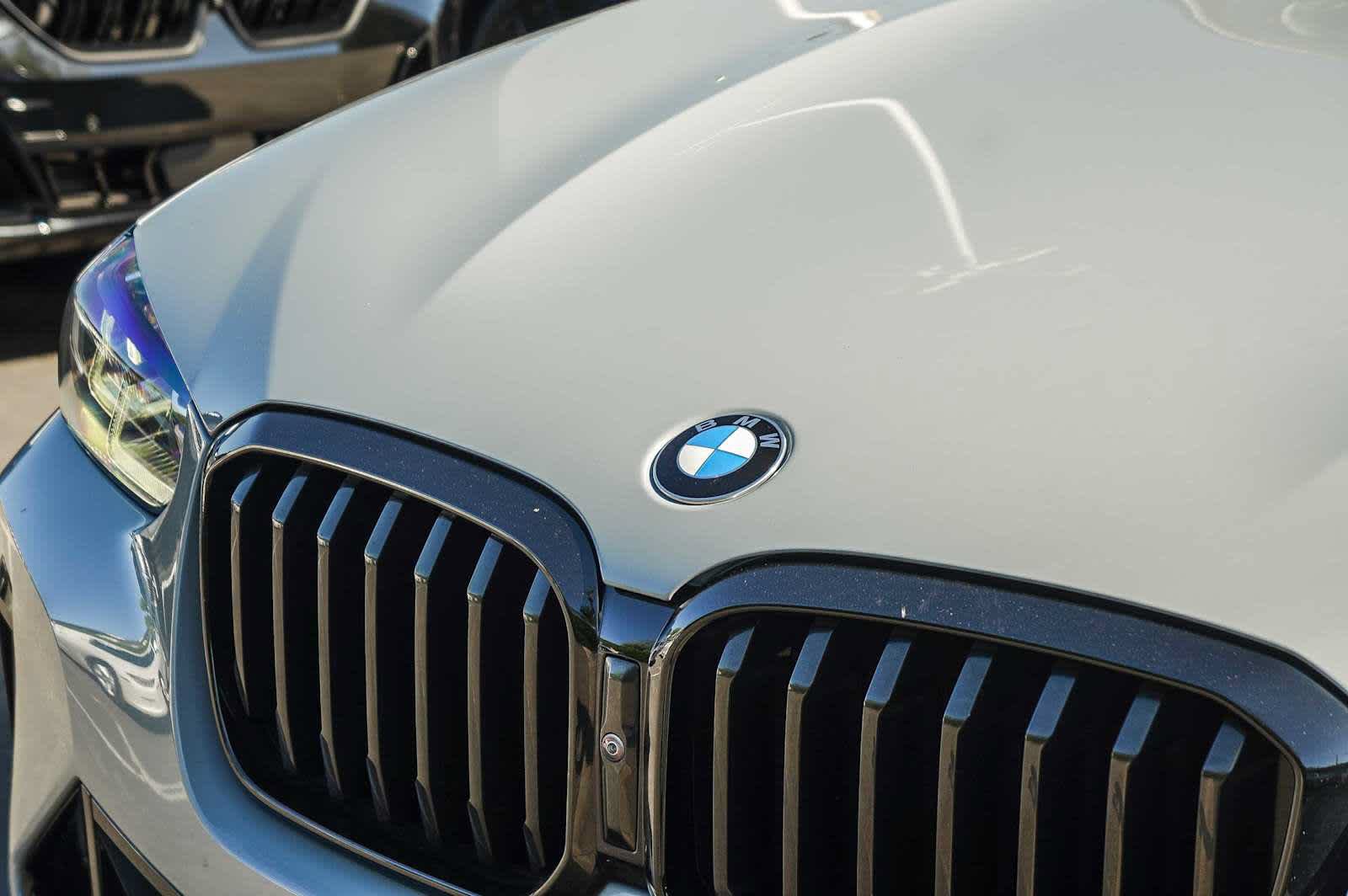 Used 2024 BMW X3 xDrive30i w/ Premium Package AWD/4WD image 9