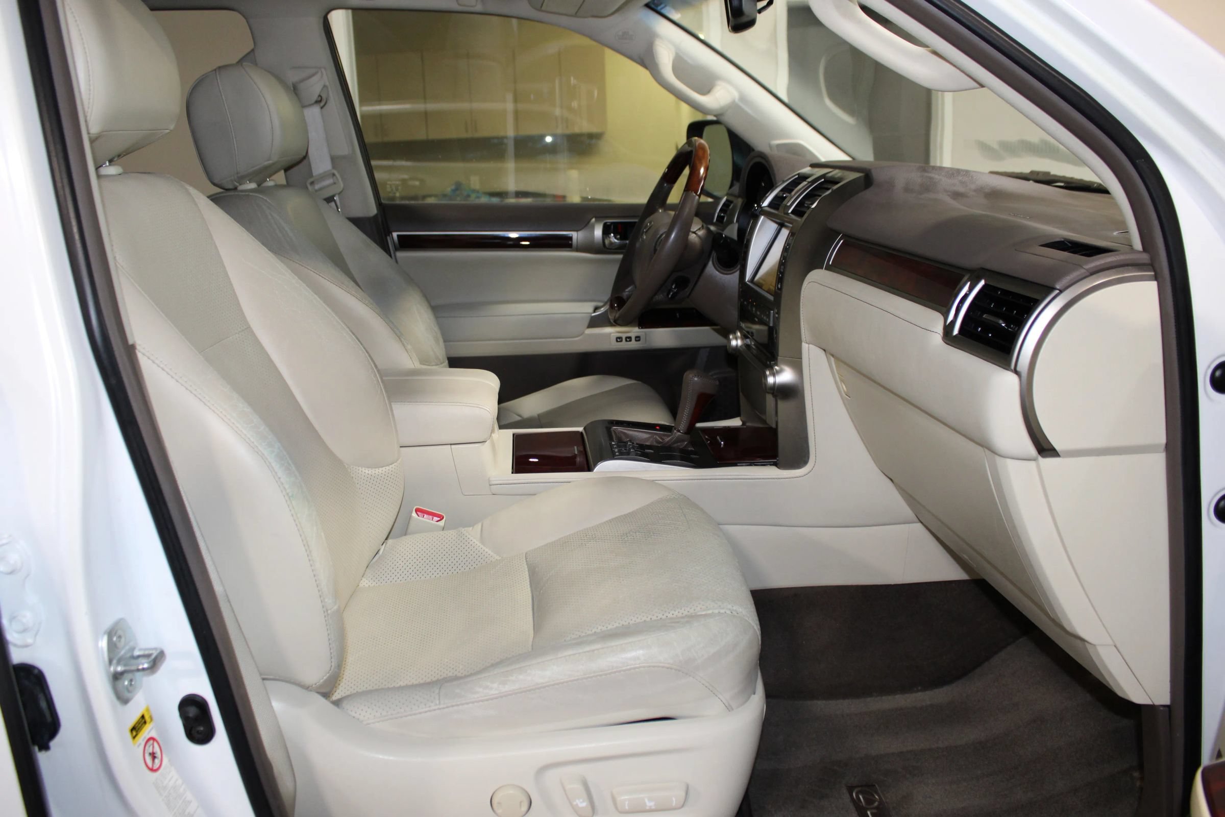 Used 2011 Lexus GX 460 w/ Comfort Plus Pkg AWD/4WD image 33