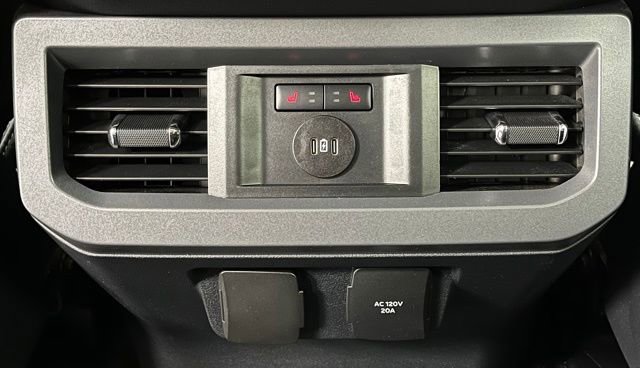 Used 2024 Ford F350 Lariat w/ Tremor Off-Road Package AWD/4WD image 42