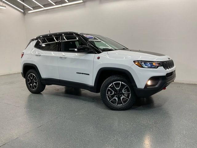 New 2026 Jeep Compass Trailhawk
