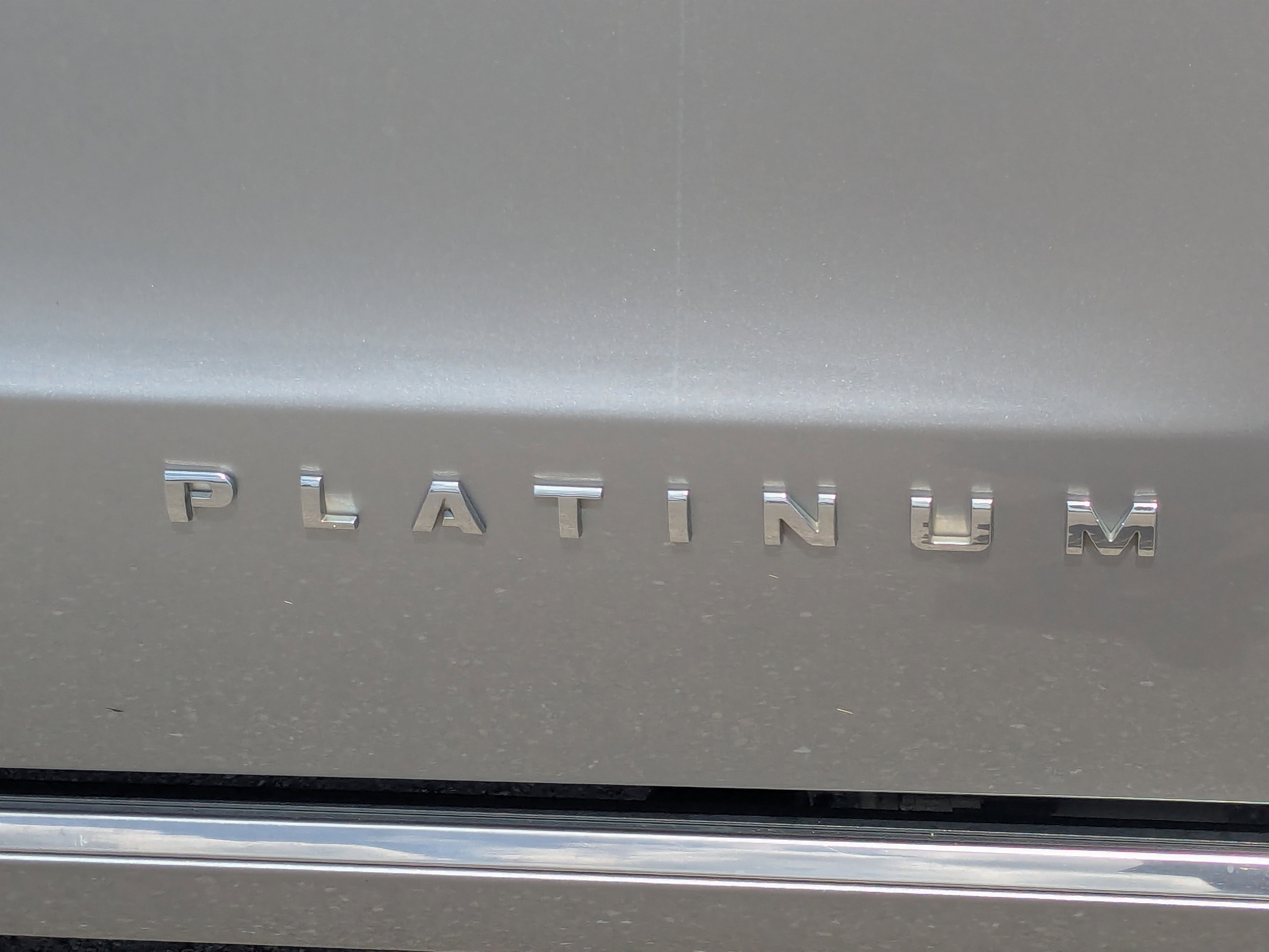 Used 2023 Ford Expedition Platinum image 13