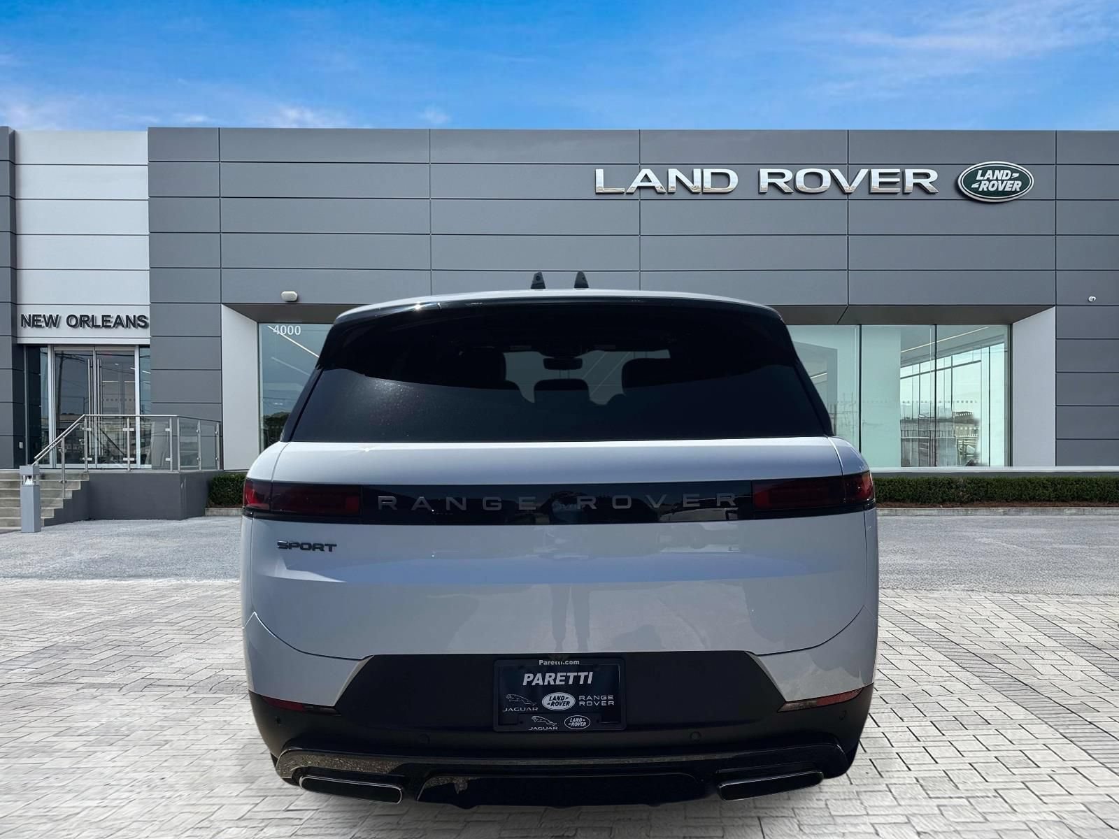 New 2026 Land Rover Range Rover Sport SE AWD/4WD image 6