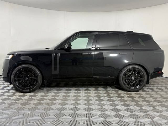 Used 2023 Land Rover Range Rover First Edition AWD/4WD image 3