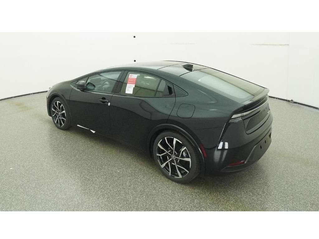 New 2026 Toyota Prius Plug-In Hybrid image 5