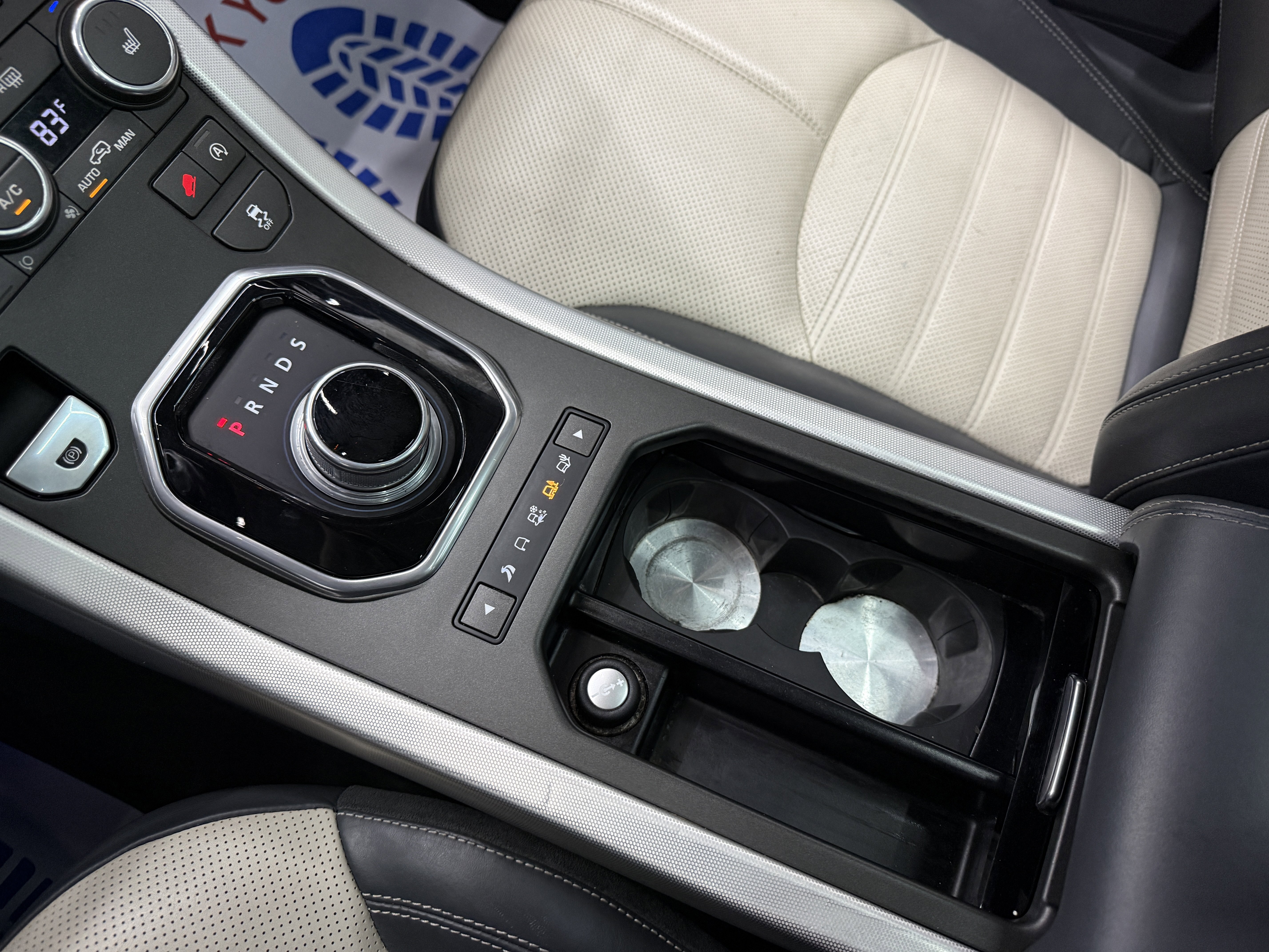 Used 2016 Land Rover Range Rover Evoque HSE Dynamic image 21