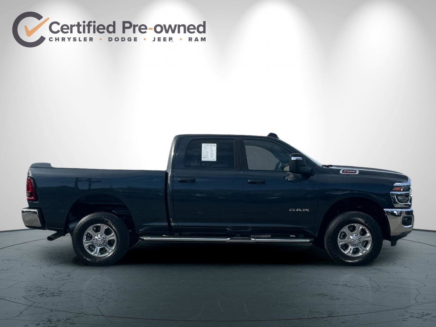 Used 2025 RAM 2500 Big Horn AWD/4WD image 3