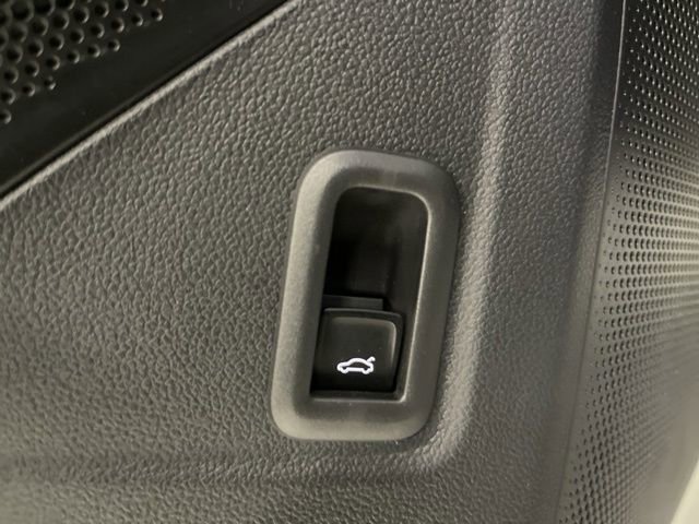 New 2026 Volkswagen Tiguan SE R-Line image 30