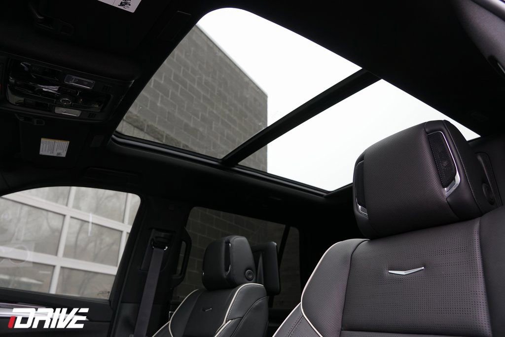 Used 2026 Cadillac Escalade Sport w/ Touring Package image 33