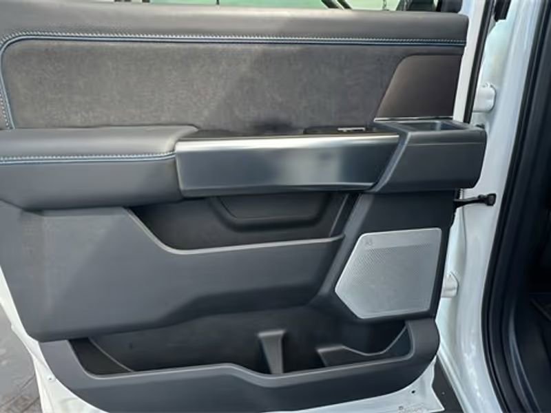 New 2025 Ford F250 Platinum image 20