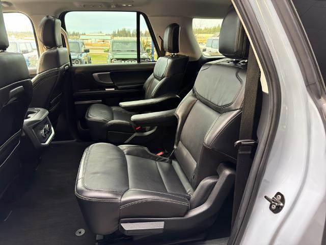 Certified 2025 Ford Expedition Max Platinum w/ Driver's Package image 38