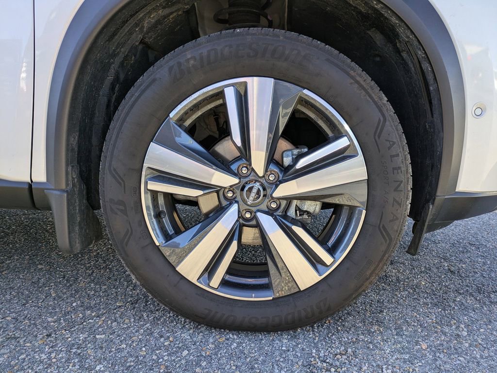 Certified 2023 Nissan Rogue SL w/ SL Premium Package image 12