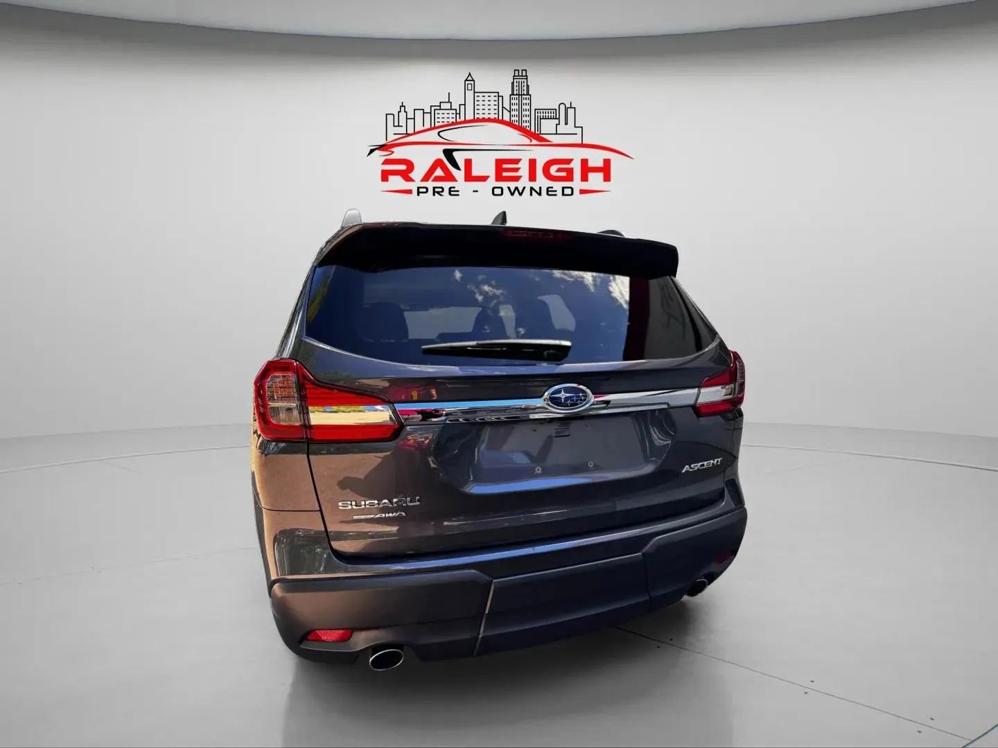 Used 2022 Subaru Ascent Premium image 6