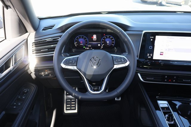 New 2026 Volkswagen Atlas Cross Sport SEL Premium R-Line image 15