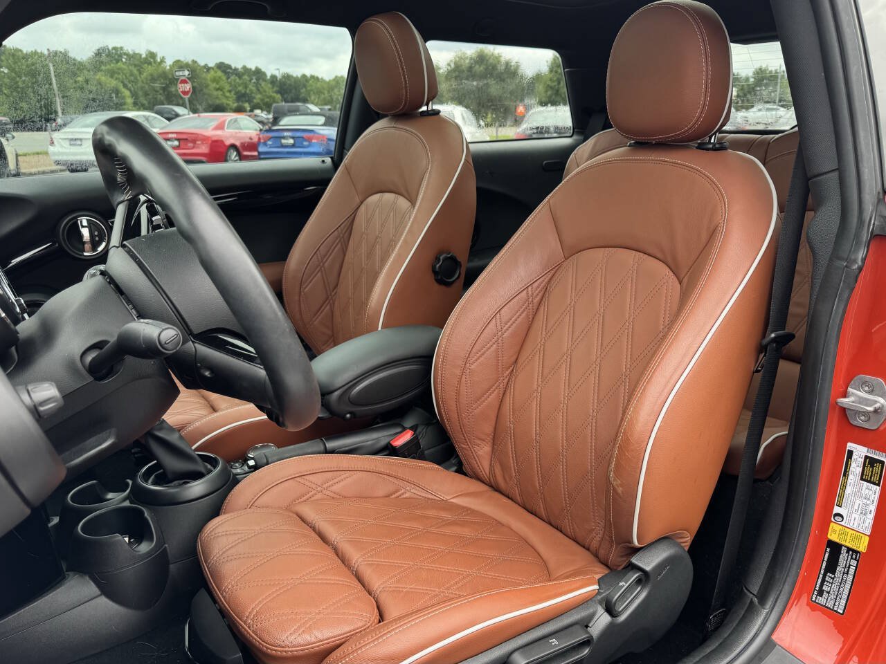 Used 2019 MINI Cooper 2-Door Hardtop FWD image 9