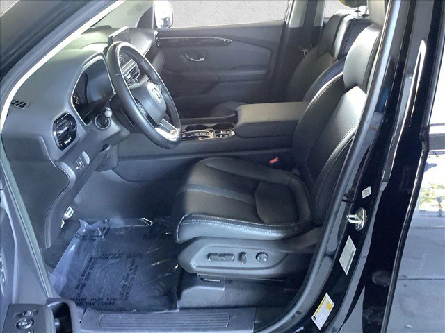 Used 2023 Honda Pilot EX-L image 12