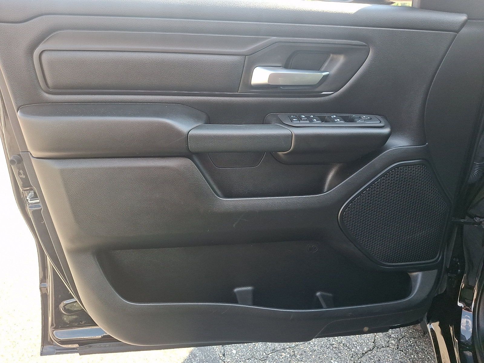 Used 2025 RAM 1500 Tradesman AWD/4WD image 11