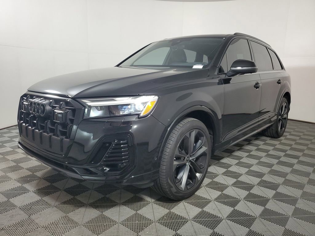 Used 2025 Audi Q7 3.0T Premium Plus AWD/4WD image 3