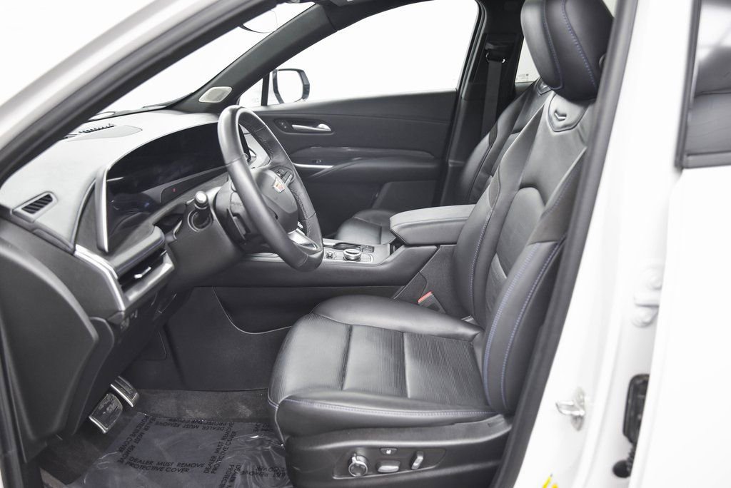 Certified 2024 Cadillac XT4 Sport image 11