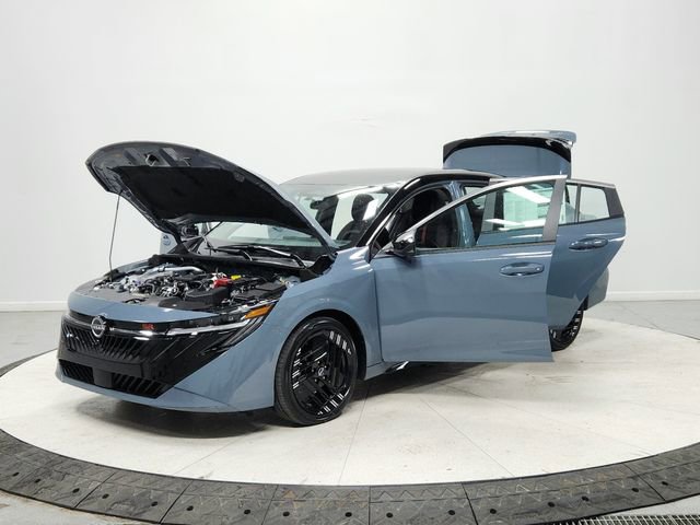 New 2026 Nissan Sentra SR w/ Floor Mat Package image 11