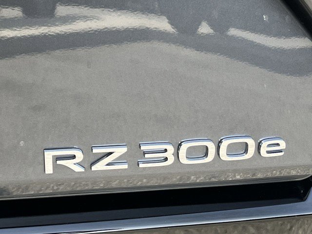 Used 2025 Lexus RZ 300e RZ 300e Premium SUV w/ Accessory Package (Z1) image 33