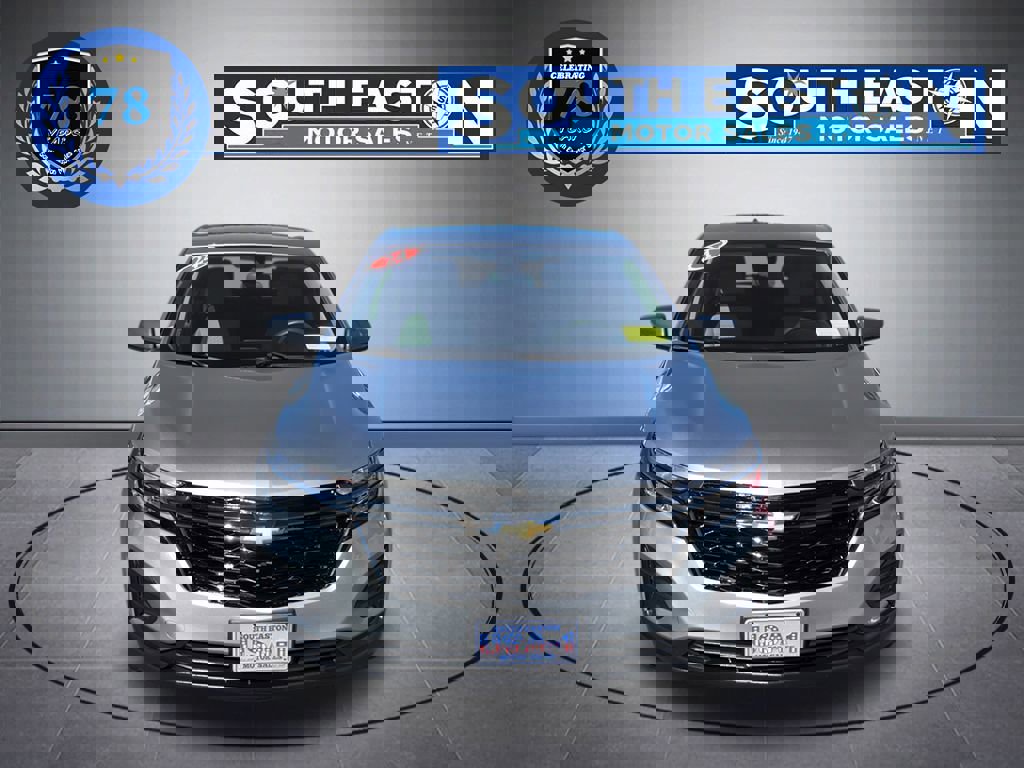 Used 2024 Chevrolet Equinox LS image 3