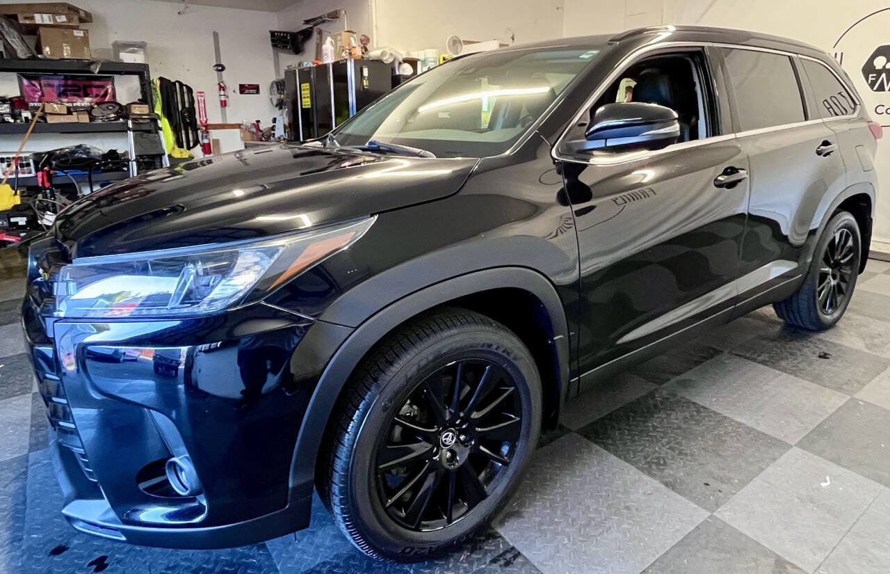 Used 2019 Toyota Highlander SE AWD/4WD image 8