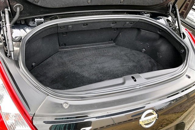 Used 2010 Nissan 370Z Touring image 28