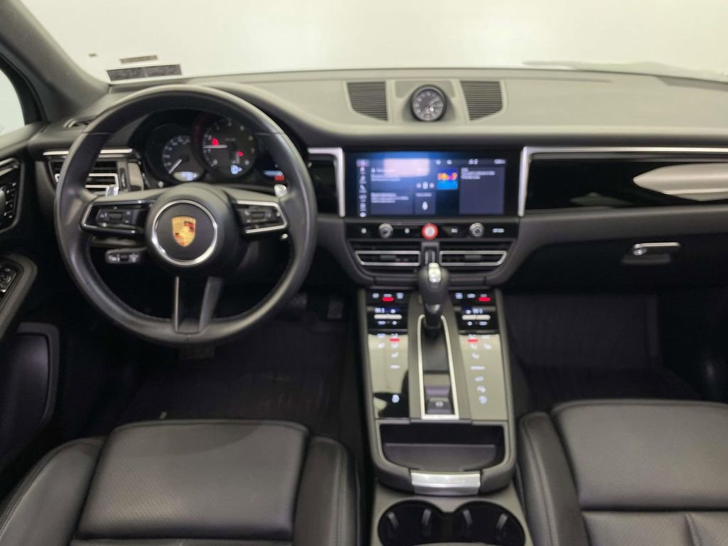 Certified 2022 Porsche Macan image 26